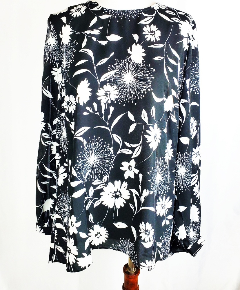 🔥Vince Camuto Floral  Spilt Sleeve Blouse sz S - Picture 2 of 7